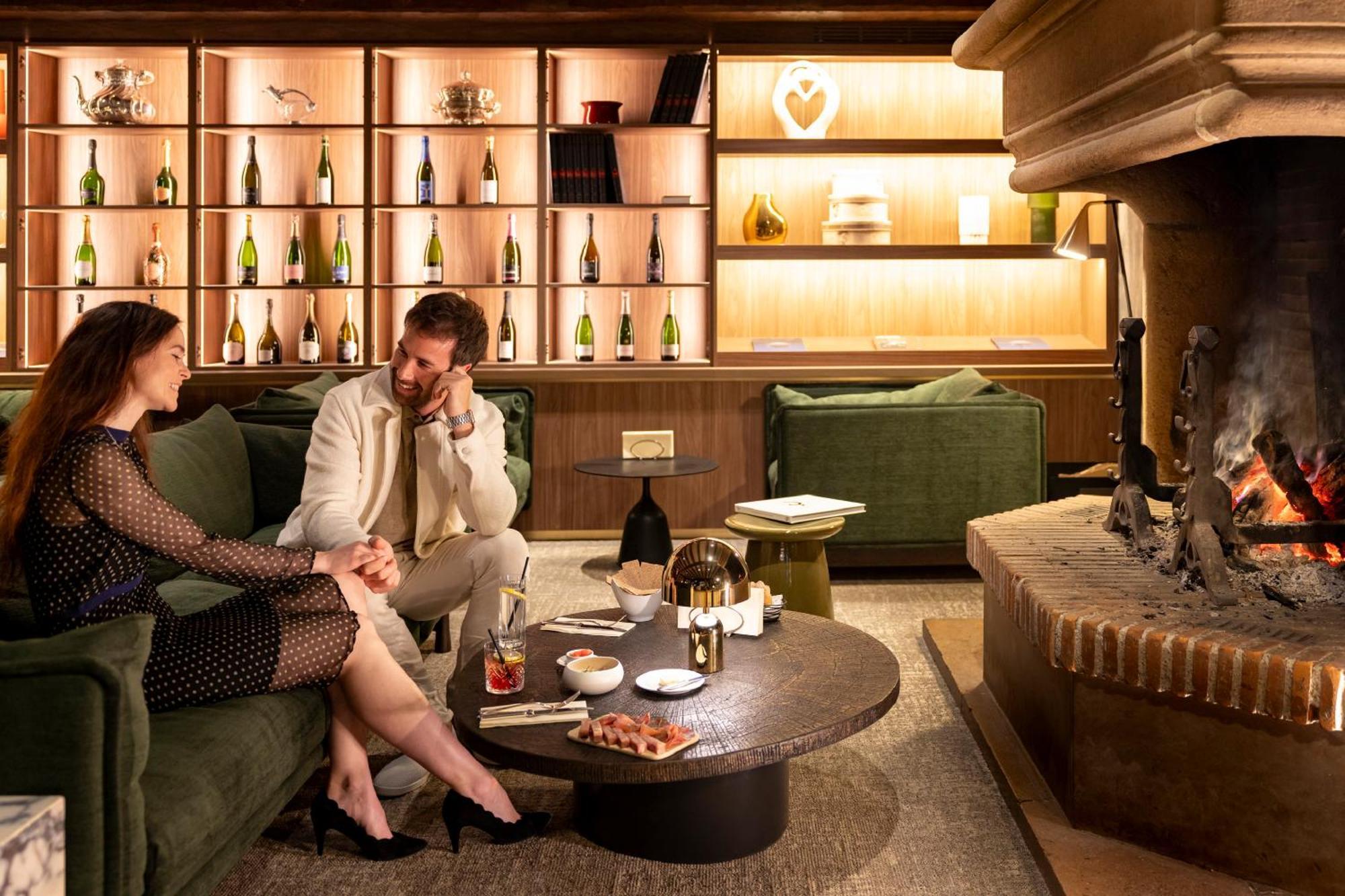 Hostellerie Briqueterie & Spa Champagne Vinay  Luaran gambar The Fireplace